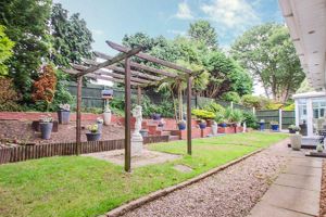 Photo 21- click for photo gallery